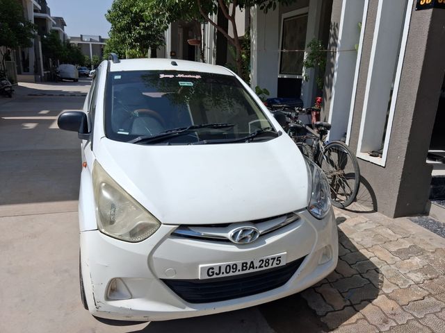 Hyundai EON Era Second-hand 2013 Hyundai EON Era for sale in Patan