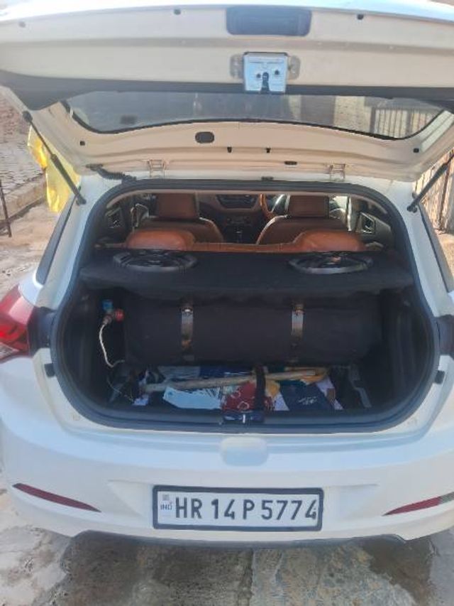 Hyundai i20 1.2 Era Second-hand 2017 Hyundai i20 1.2 Era for sale in Jhajjar