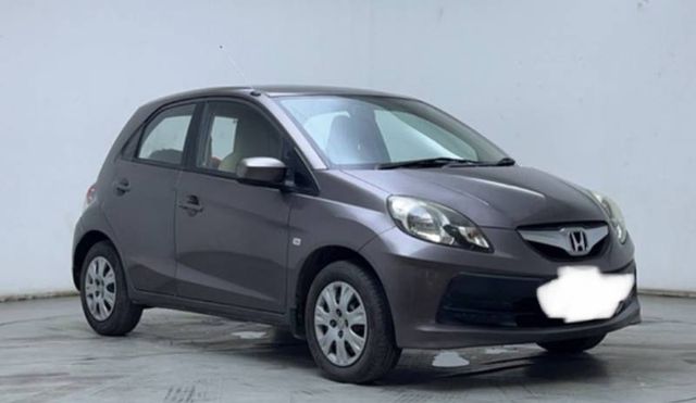 Honda Brio S MT Second-hand 2013 Honda Brio S MT for sale in Sangareddi