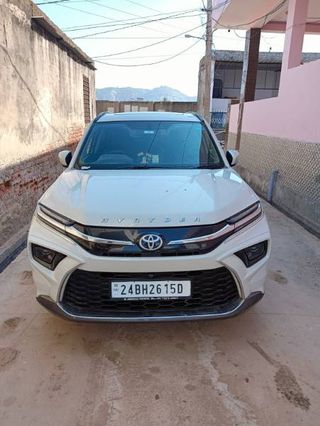Used Toyota Hyryder V