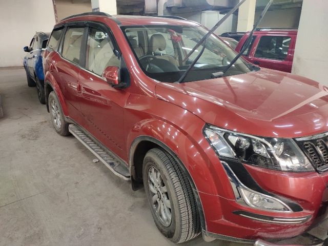 Second-hand 2016 Mahindra XUV500 W10 AWD for sale in Bangalore