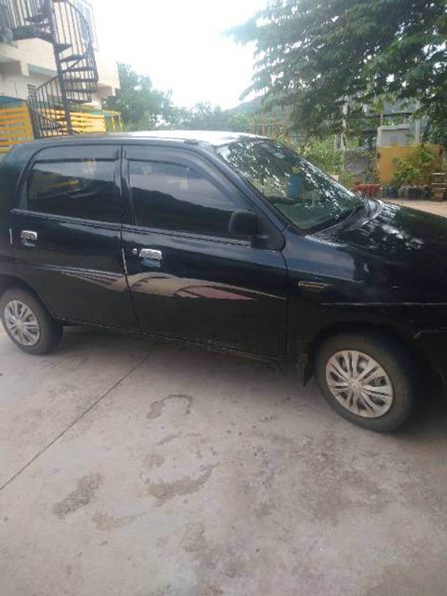 https://images10.gaadi.com/usedgaadi-sellcar/UsedCar/e7239d3f-c36d-4bda-8262-515649b8b02b/c9cb1f41-1eff-4fe3-a8f3-3181911c29a6.jpg?imwidth=6401