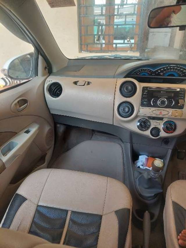 https://images10.gaadi.com/usedgaadi-sellcar/UsedCar/e77c4934-af4e-442e-bc15-4c053e6df53c/43e1e26b-d52f-47a7-b5f6-3f6ad96845e4.jpg?imwidth=6402