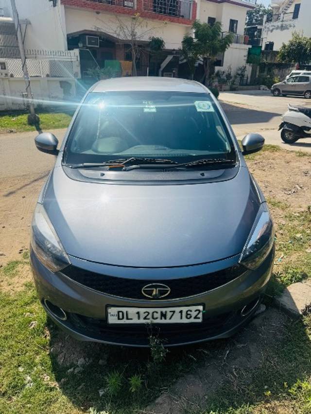 https://images10.gaadi.com/usedgaadi-sellcar/UsedCar/e780160e-cf8d-493d-b9ef-4b5ae0fdde4e/0724ccc7-d555-42e4-9003-4639cf88756c.jpeg?imwidth=6400