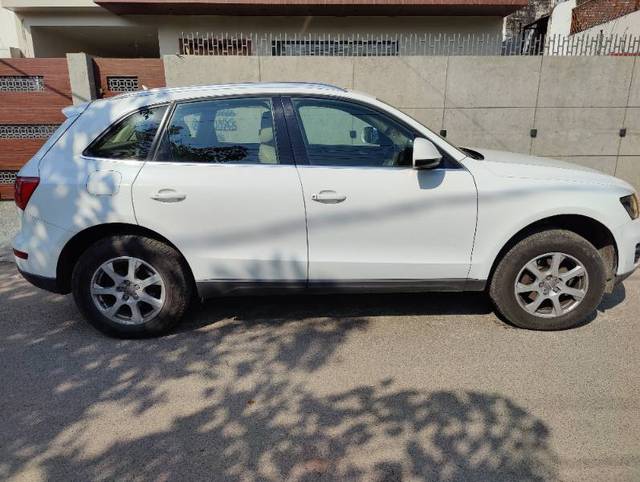 https://images10.gaadi.com/usedgaadi-sellcar/UsedCar/e78dd788-b2b0-4ee6-a758-0e1303b38ebf/3c2c904b-590a-44c9-86a1-dca09df8f13a.jpg?imwidth=6401