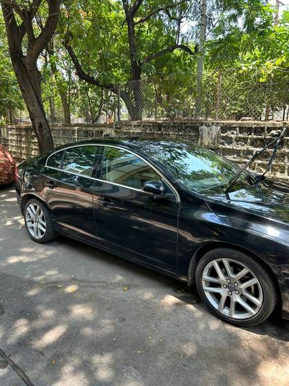 Volvo S60 D4 Momentum BSIV Volvo S60 D4 Momentum BSIV