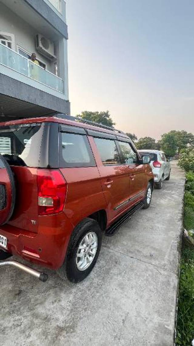 https://images10.gaadi.com/usedgaadi-sellcar/UsedCar/e827fbc0-26bb-45b1-b64c-9ef0d16fe465/705082a0-4485-4402-a625-73c73c6141b9.jpeg?imwidth=6401