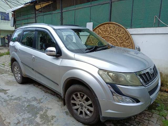 https://images10.gaadi.com/usedgaadi-sellcar/UsedCar/e894bc96-ce06-434e-80e1-19edd9bacefe/afa52989-afce-472d-96fd-502d2372c886.jpg?imwidth=6400