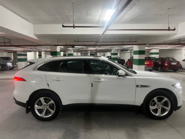 https://images10.gaadi.com/usedgaadi-sellcar/UsedCar/e8a0bcab-21d7-4806-be9c-d558bb210538/8573ddd4-8ff2-4862-8eae-1f04e8101739.jpeg?imwidth=6401