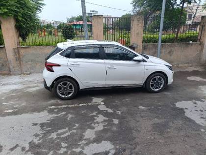 Hyundai i20 Sportz Opt IVT