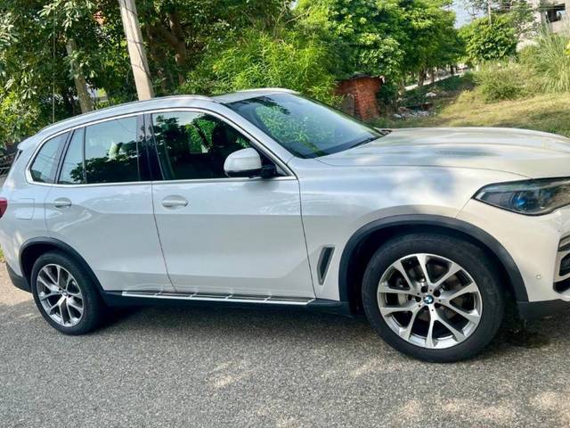 https://images10.gaadi.com/usedgaadi-sellcar/UsedCar/e8e634a2-3372-493a-96b5-eff8afafa600/571c8288-5486-4977-93df-50f4999c8d89.jpeg?imwidth=6401
