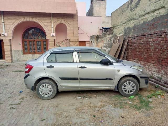 https://images10.gaadi.com/usedgaadi-sellcar/UsedCar/e8fccd8e-fae3-4441-a127-72490a276b3f/eecbf5ab-1266-48aa-9bb2-574aec995f92.jpg?imwidth=6401