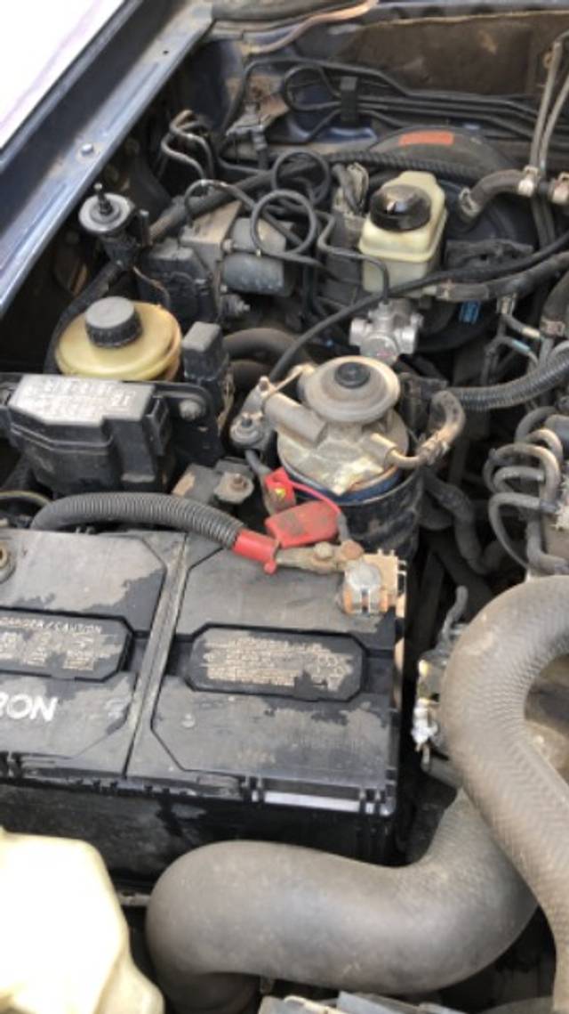 https://images10.gaadi.com/usedgaadi-sellcar/UsedCar/e9494b0e-0eb0-444c-b484-0ce21d7777af/82270a0c-19da-427f-82f6-7d6854dd1d86.jpeg?imwidth=6401