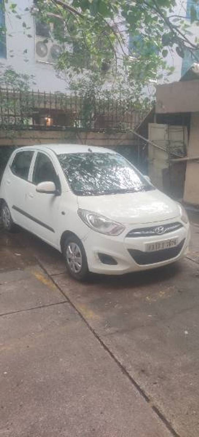 https://images10.gaadi.com/usedgaadi-sellcar/UsedCar/e94c4afe-8767-4526-9451-f473867e4036/8013718b-32bb-4a22-afe6-be4fbce84aed.jpg?imwidth=6400