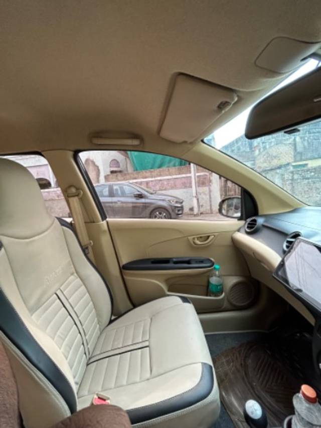https://images10.gaadi.com/usedgaadi-sellcar/UsedCar/e96fddda-5409-4081-ac78-b58cd4842005/5cf9674e-d53e-4dd2-a14a-43be4373177b.jpeg?imwidth=6402