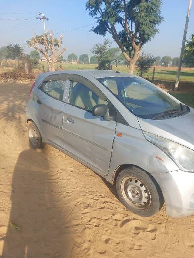 https://images10.gaadi.com/usedgaadi-sellcar/UsedCar/e9954b7a-e450-45e5-a352-1b0bc97b9d77/0d8030a3-64c7-47a9-bf55-21cfbe1cafb3.jpg?imwidth=6402