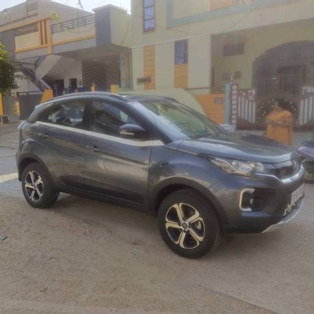 https://images10.gaadi.com/usedgaadi-sellcar/UsedCar/ea027641-4b2e-48b4-bb71-ca91f933a364/0eb4223d-5f90-4939-a301-dca5a46bcaea.jpg?imwidth=6400