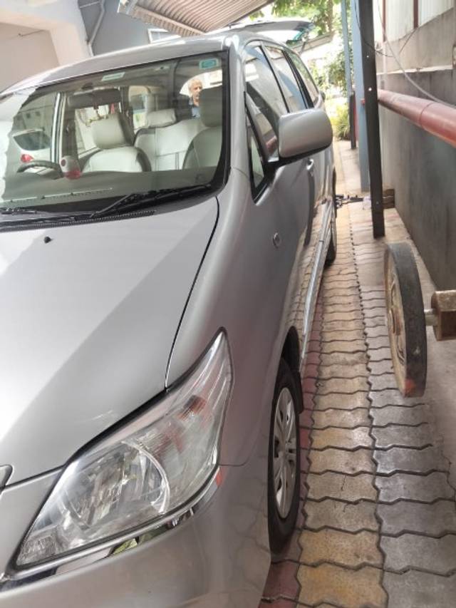 https://images10.gaadi.com/usedgaadi-sellcar/UsedCar/ea0496f8-3b04-4f56-aeda-88fc53e29e21/88a408a7-a5bd-439d-be47-d56f14e570f9.jpg?imwidth=6400