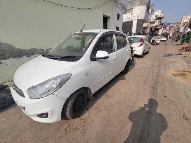 https://images10.gaadi.com/usedgaadi-sellcar/UsedCar/ea3be46f-5151-4b6e-afe8-f157ea07f3ef/cbec5556-bf88-4ac6-861b-f4fcdc7c3074.jpg?imwidth=6400