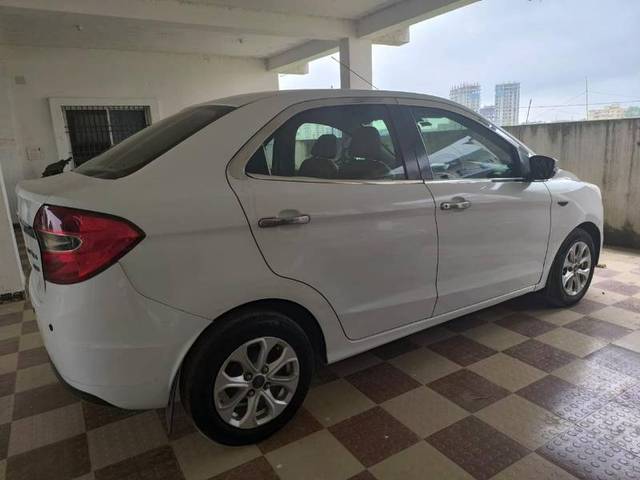 https://images10.gaadi.com/usedgaadi-sellcar/UsedCar/ea8982d2-c956-4004-b839-745ac59f79e5/718fb0e7-408a-41ce-b32a-e3f14ac8df0f.jpg?imwidth=6402