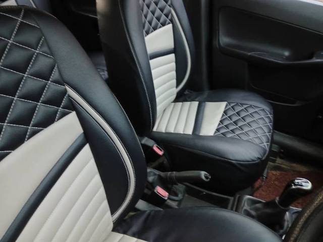 https://images10.gaadi.com/usedgaadi-sellcar/UsedCar/eaa75fde-2a40-4a57-952f-429aca0851bb/43322cc1-ef46-44bb-bf28-851f41a74c1e.jpg?imwidth=6401