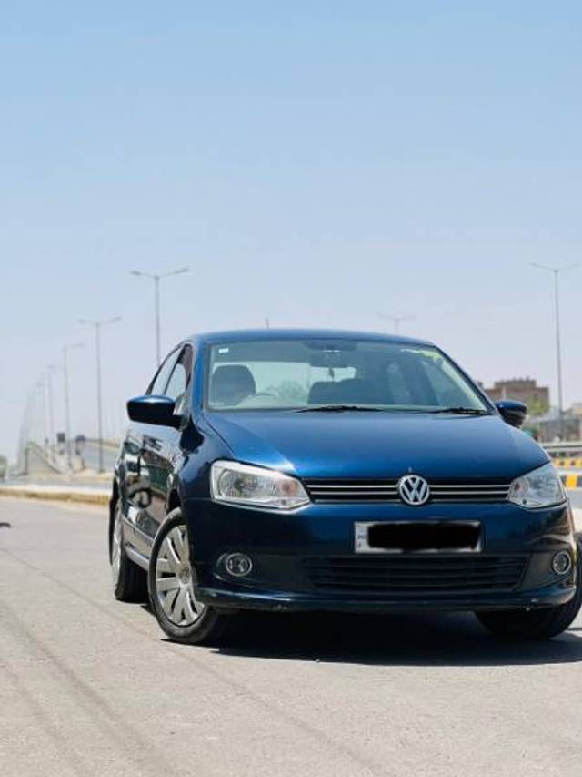 https://images10.gaadi.com/usedgaadi-sellcar/UsedCar/eaf6fec7-98b3-44a0-b817-ae8637590fb4/6fb640d7-fa07-4f45-a3d4-28cfa5271185.jpg?imwidth=6400