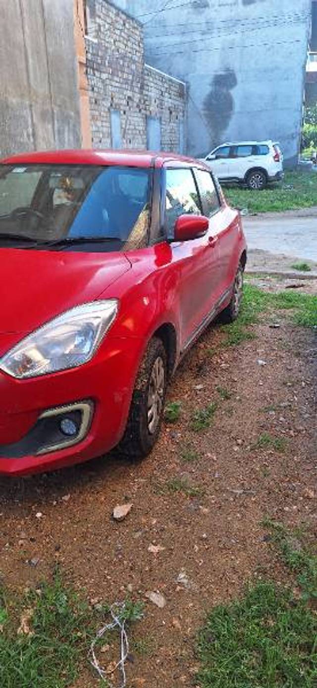 https://images10.gaadi.com/usedgaadi-sellcar/UsedCar/eb20a52f-1915-4f00-bda1-0b17066b9164/1d59ab41-6327-4a8f-b5b2-ccc103367a09.jpg?imwidth=6400