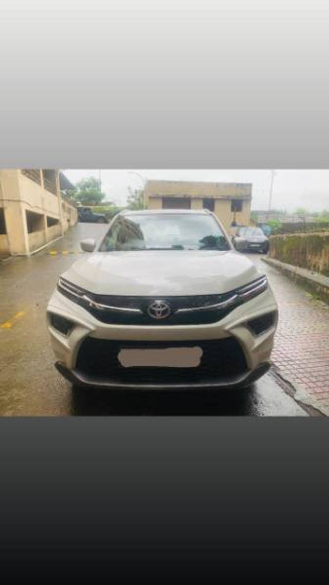 https://images10.gaadi.com/usedgaadi-sellcar/UsedCar/eb3d39b1-8f76-4ae2-a7a1-347a2f9b378d/58f7ec56-ae26-47a3-8d87-0094f1201635.jpg?imwidth=6400