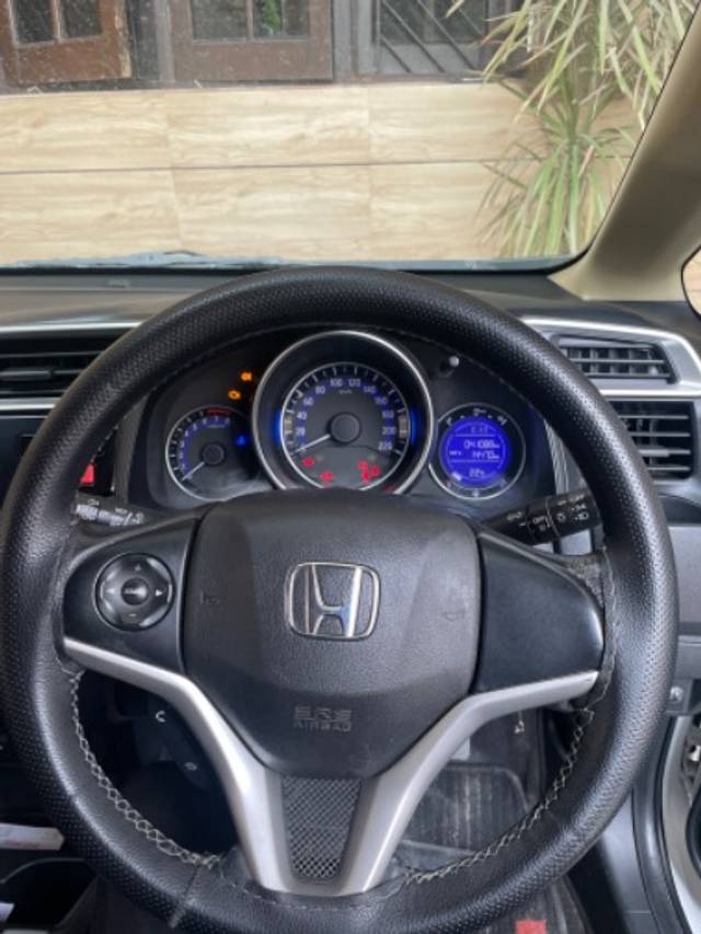 https://images10.gaadi.com/usedgaadi-sellcar/UsedCar/eb6765f1-a87e-4b88-b64f-b92a6b87f53f/17b0cfa2-cd5a-4413-998c-5b8595b288ae.jpeg?imwidth=6401