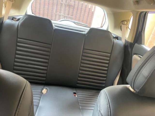 https://images10.gaadi.com/usedgaadi-sellcar/UsedCar/eb6765f1-a87e-4b88-b64f-b92a6b87f53f/8216da9d-d6bf-42b8-8bdb-4cbef0942b7f.jpeg?imwidth=6402