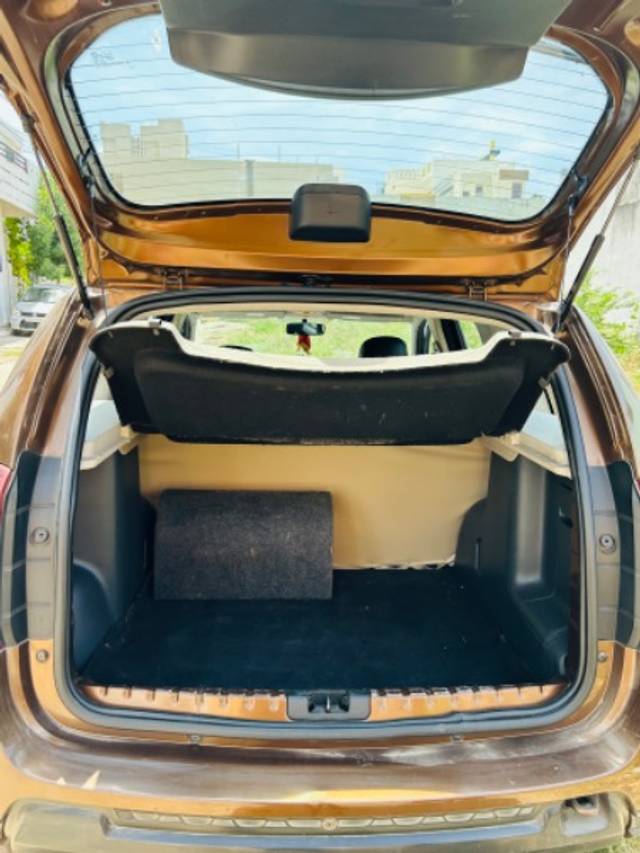 https://images10.gaadi.com/usedgaadi-sellcar/UsedCar/eb96b9bc-b69c-47b8-af8c-3a02f14c22bb/84391ba5-7699-444d-9d0e-6a7b703593e0.jpeg?imwidth=6402