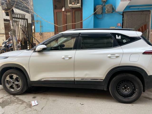https://images10.gaadi.com/usedgaadi-sellcar/UsedCar/ebb15e98-6bf2-4f2a-bc84-1ab30b57ae85/0eeca62b-a205-48ee-af32-94292363df65.jpeg?imwidth=6402
