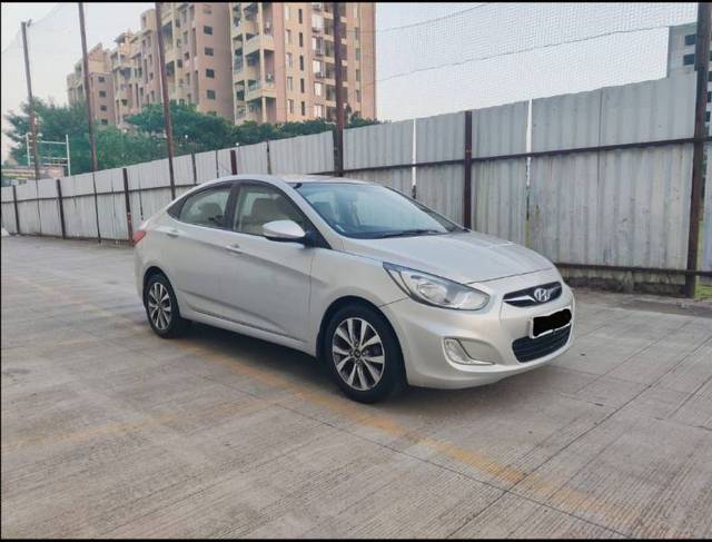 https://images10.gaadi.com/usedgaadi-sellcar/UsedCar/ebe0dce7-0f73-4f95-8745-9cf2c6218a5f/35f5ff46-4ca7-4dc0-a74d-75b8d3977429.jpg?imwidth=6400