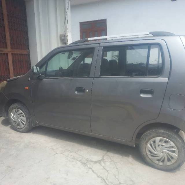 https://images10.gaadi.com/usedgaadi-sellcar/UsedCar/ebfa62e2-6a46-4518-949e-eb0ff2478970/f51650a1-9230-496b-b479-d41883627270.jpg?imwidth=6400