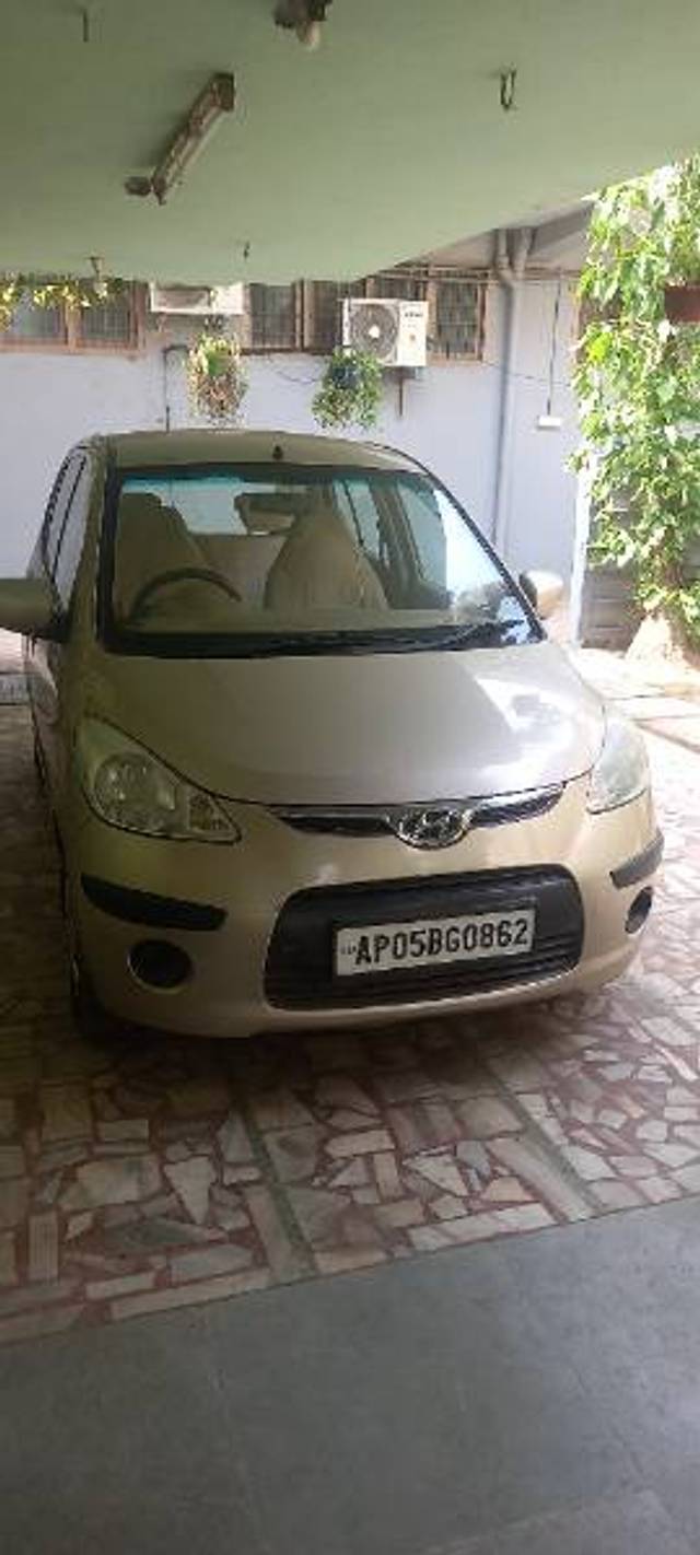 https://images10.gaadi.com/usedgaadi-sellcar/UsedCar/ec05cb7e-fe34-4b66-8705-669666ebd83d/abea7ff9-f29d-4c89-a7ef-6b8252fd6985.jpg?imwidth=6400