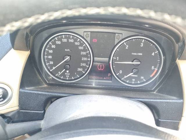 https://images10.gaadi.com/usedgaadi-sellcar/UsedCar/ec76a82a-154f-42a5-8d55-602da7a01d30/2f3ab775-2d67-4cf8-98c3-db56300bdb93.jpg?imwidth=6400
