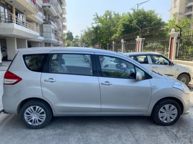 https://images10.gaadi.com/usedgaadi-sellcar/UsedCar/ecacf235-a025-4a7f-8d83-1cb239aab776/31f84a05-7ba9-4796-a784-6a5b30de81ff.jpeg?imwidth=6401