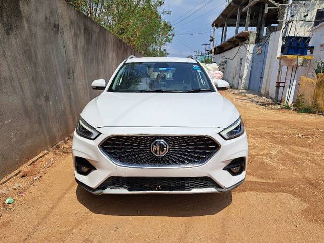 https://images10.gaadi.com/usedgaadi-sellcar/UsedCar/ed003f22-60a4-44f2-b8f0-860e9b99679f/1792c5f2-077d-43a0-9106-a672d03fd530.jpg?imwidth=6400