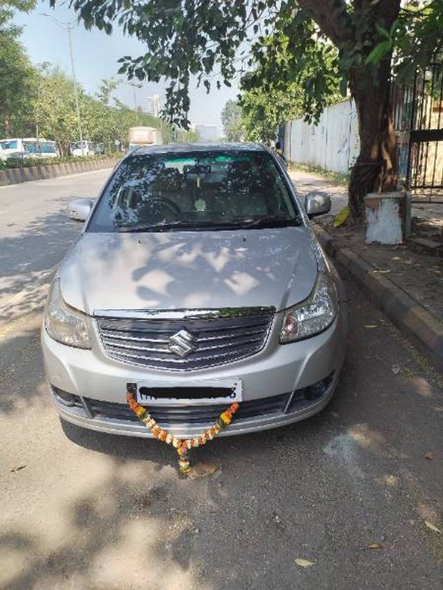 https://images10.gaadi.com/usedgaadi-sellcar/UsedCar/ed1d6d44-0d8e-4bd3-a6bd-2073bce3d3c9/8e27d53d-3de2-46eb-8e26-54ac93ebadd8.jpg?imwidth=6400