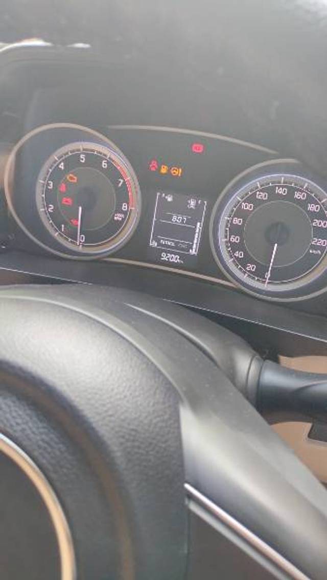 https://images10.gaadi.com/usedgaadi-sellcar/UsedCar/ed550bd4-9f29-4f56-84c4-55c0e4fff6ca/5152738f-6a23-4868-bee6-973d5e6d5b11.jpg?imwidth=6401