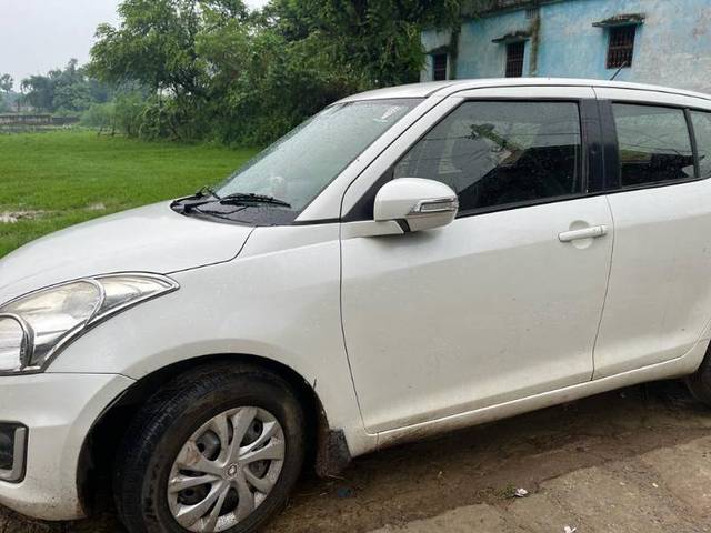 https://images10.gaadi.com/usedgaadi-sellcar/UsedCar/ed57b283-a210-47cc-b863-681688f6578c/7ca2aa4c-a5df-4e1b-8188-7f3f66d3571a.jpg?imwidth=6400