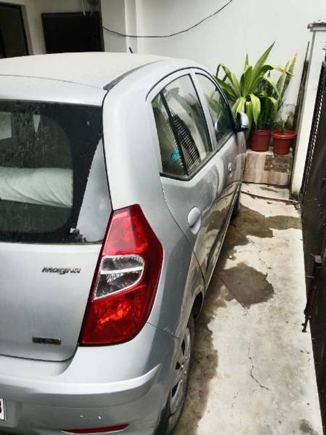 https://images10.gaadi.com/usedgaadi-sellcar/UsedCar/ed70c48c-8a22-4401-b468-603f87ada8e5/494b34b2-07c4-4435-bc92-82e8cb545705.jpg?imwidth=6402