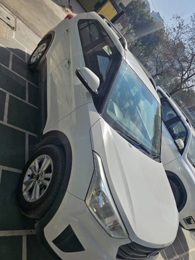 https://images10.gaadi.com/usedgaadi-sellcar/UsedCar/ed735e69-8f9c-430f-b84e-87b9f4d96fc0/874b9363-4a23-4278-8155-8db99d692317.jpeg?imwidth=6401