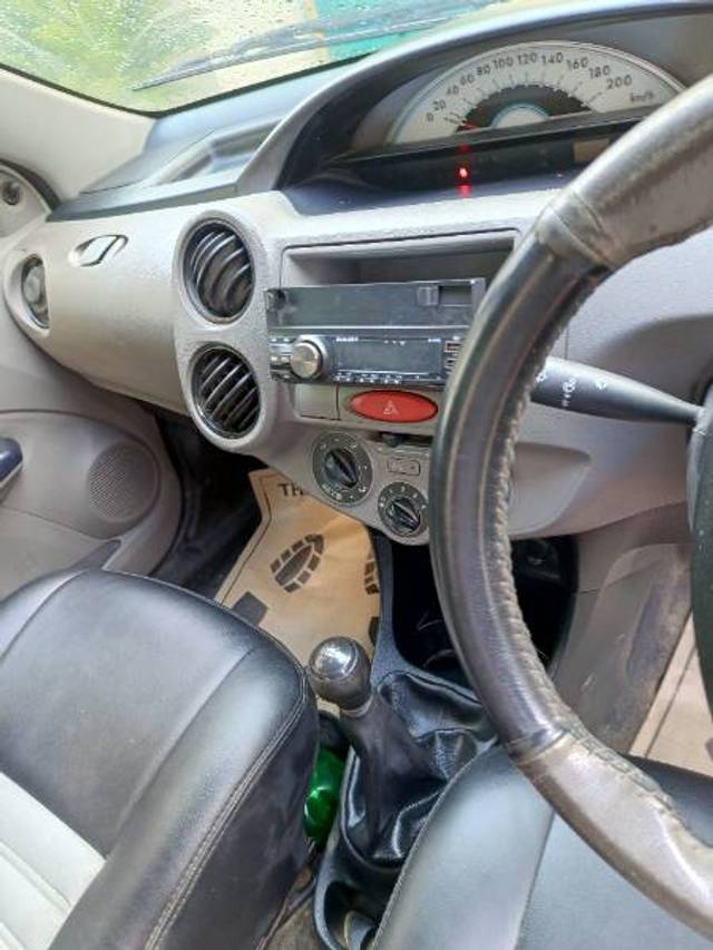https://images10.gaadi.com/usedgaadi-sellcar/UsedCar/edab83ce-cb3f-4897-a96e-e0df54fe3738/7924f721-e51f-44b7-aa49-094755a0aa22.jpg?imwidth=6402