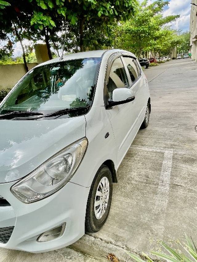 https://images10.gaadi.com/usedgaadi-sellcar/UsedCar/ee35dff4-47ea-4c5a-b99b-ecc67437d175/2f4e1b0b-8822-4654-be47-f9a91cdf2b08.jpg?imwidth=6402