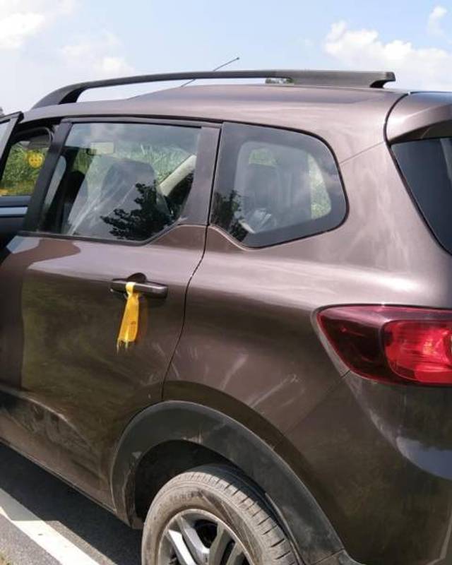 https://images10.gaadi.com/usedgaadi-sellcar/UsedCar/ee65dbd7-4db8-4930-8065-48d4160d7b7c/274d206c-ef2e-4815-80fd-42f2c7fb4f2b.jpg?imwidth=6401