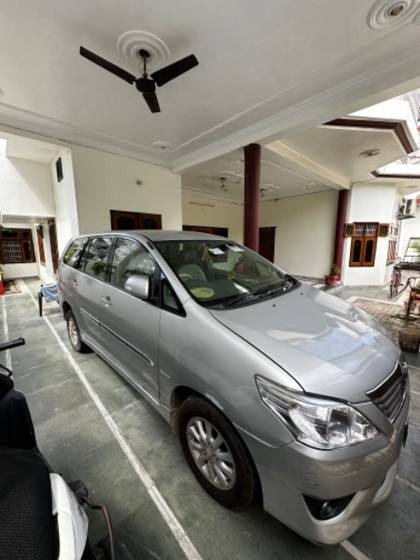 Toyota Innova 2.5 VX (Diesel) 7 Seater BS IV