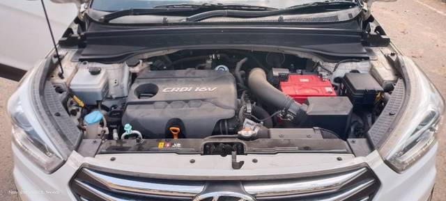 https://images10.gaadi.com/usedgaadi-sellcar/UsedCar/eed0cc10-e980-42d5-85de-4746b5c1fef3/41696f84-41ab-492f-beb3-cff38dbe15b6.jpg?imwidth=6401