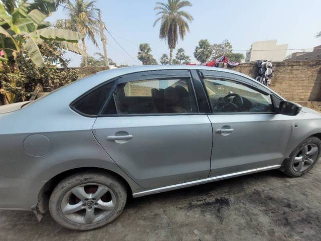 https://images10.gaadi.com/usedgaadi-sellcar/UsedCar/eede5190-69cb-4f74-9ccf-a2dd88f30bd7/1bc45a14-62a2-4b57-90a6-6ef70bb317ec.jpg?imwidth=6402