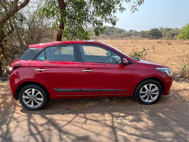 https://images10.gaadi.com/usedgaadi-sellcar/UsedCar/ef07f418-db81-4667-91b3-04b4ddb336a2/eb5e1631-7964-4df7-848d-d5c98307f227.jpeg?imwidth=6401